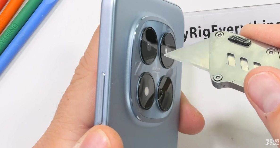Este teléfono de gama media de Xiaomi resiste una prueba extrema