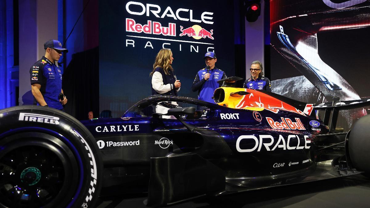 Verstappen ‘bendice’ el RB22: “Luce genial”