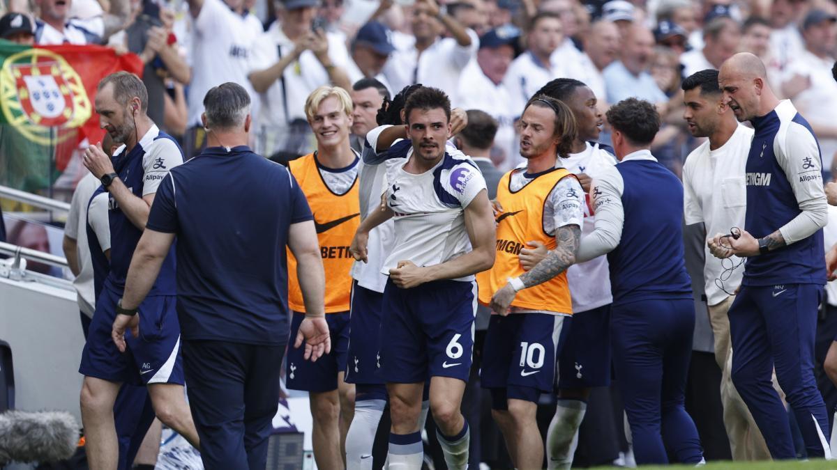 El Tottenham se mantiene en la Premier League
